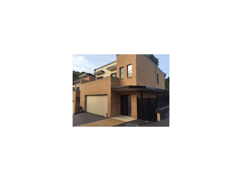 7/8 Dempster Street, Wollongong NSW 2500