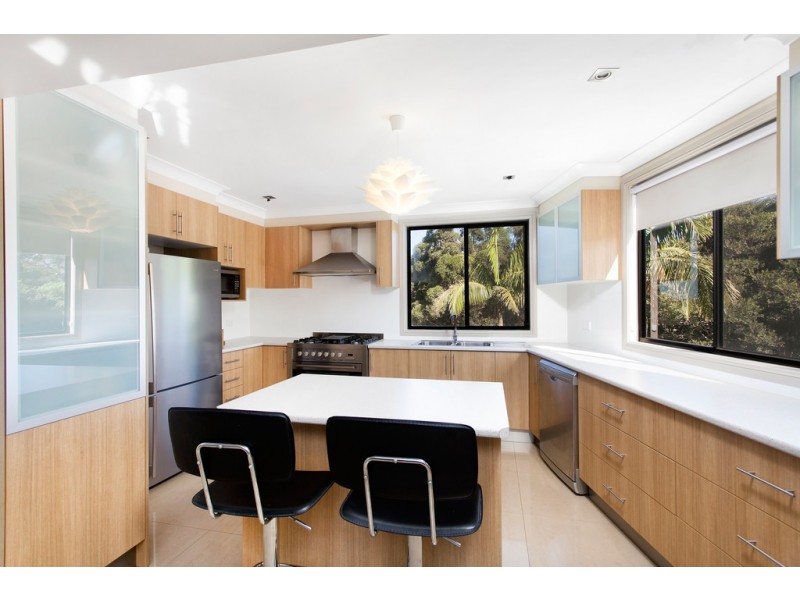 201 Jacaranda Avenue, Figtree NSW 2525