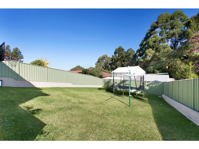 201 Jacaranda Avenue, Figtree NSW 2525