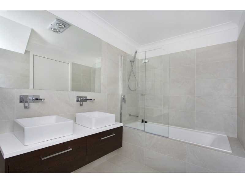 4 Masthead Place, Berkeley NSW 2506