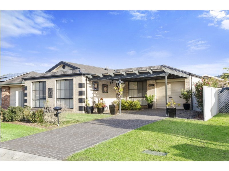 21 Fleet Crescent, Albion Park NSW 2527