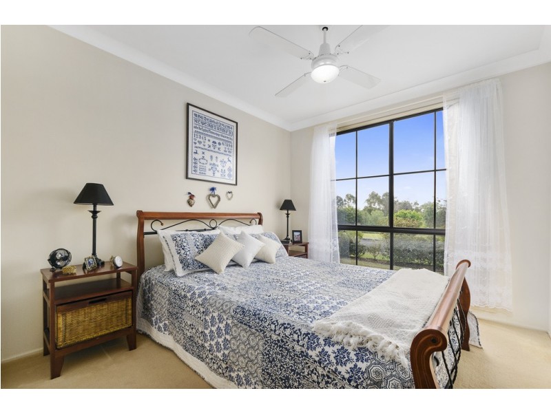 21 Fleet Crescent, Albion Park NSW 2527