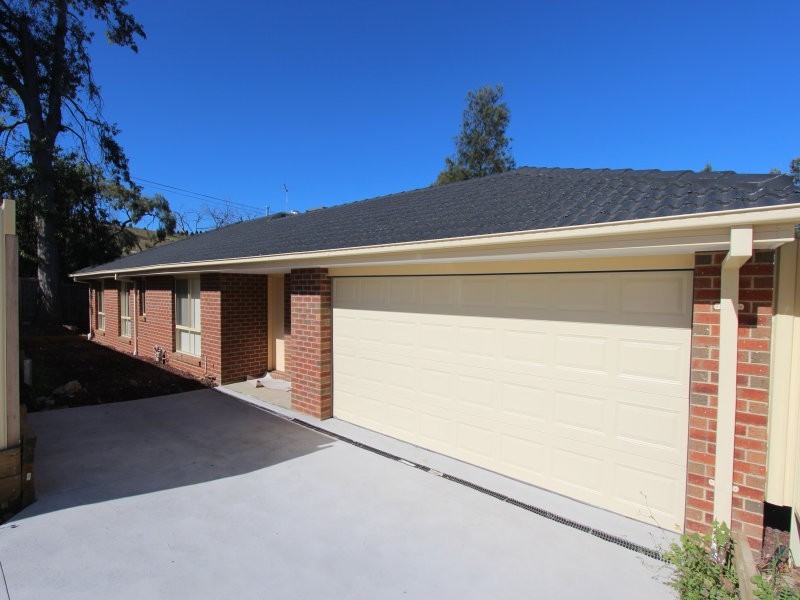 1/5 Lima Place, Pakenham VIC 3810