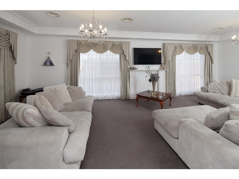 3 Dalpura Court, Berwick VIC 3806