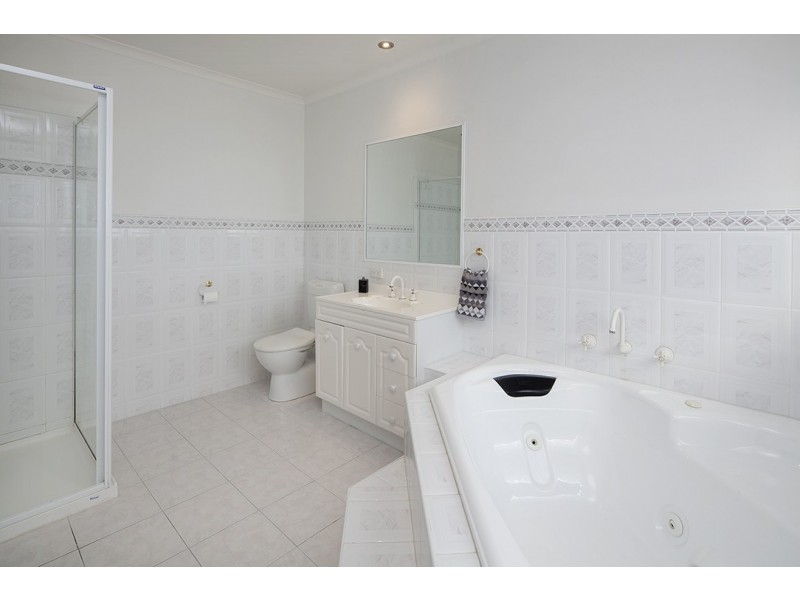 3 Dalpura Court, Berwick VIC 3806