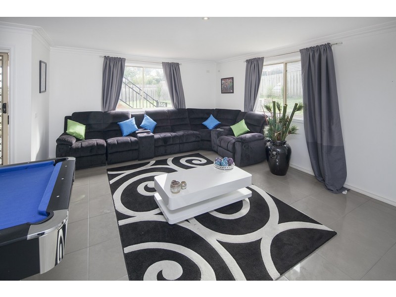 3 Dalpura Court, Berwick VIC 3806