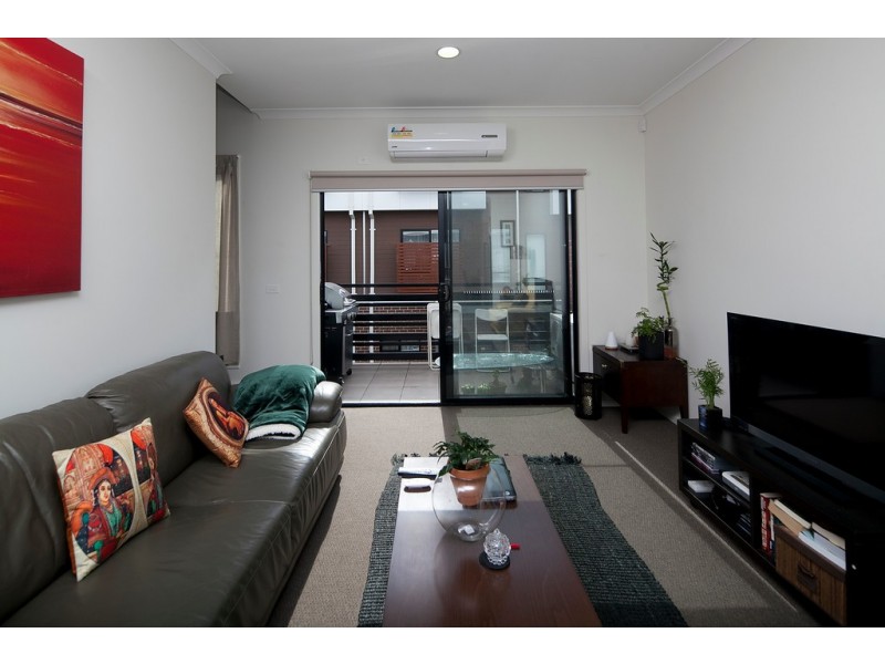 11/6 Huckson Street, Dandenong VIC 3175