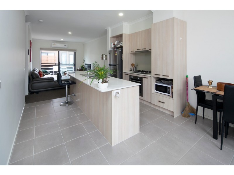 11/6 Huckson Street, Dandenong VIC 3175