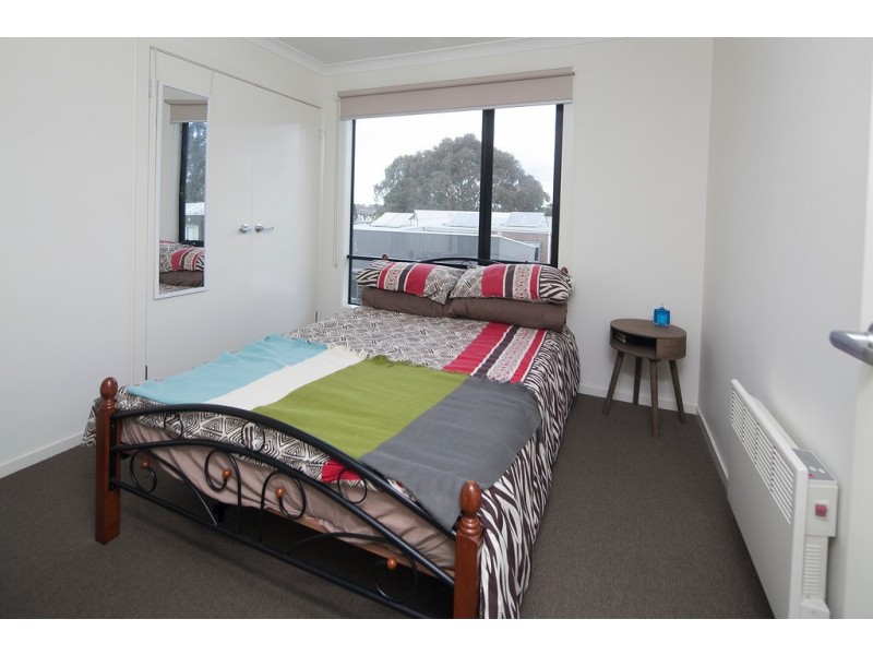 11/6 Huckson Street, Dandenong VIC 3175