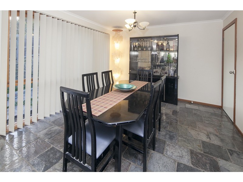 3 Morey Rise, Endeavour Hills VIC 3802