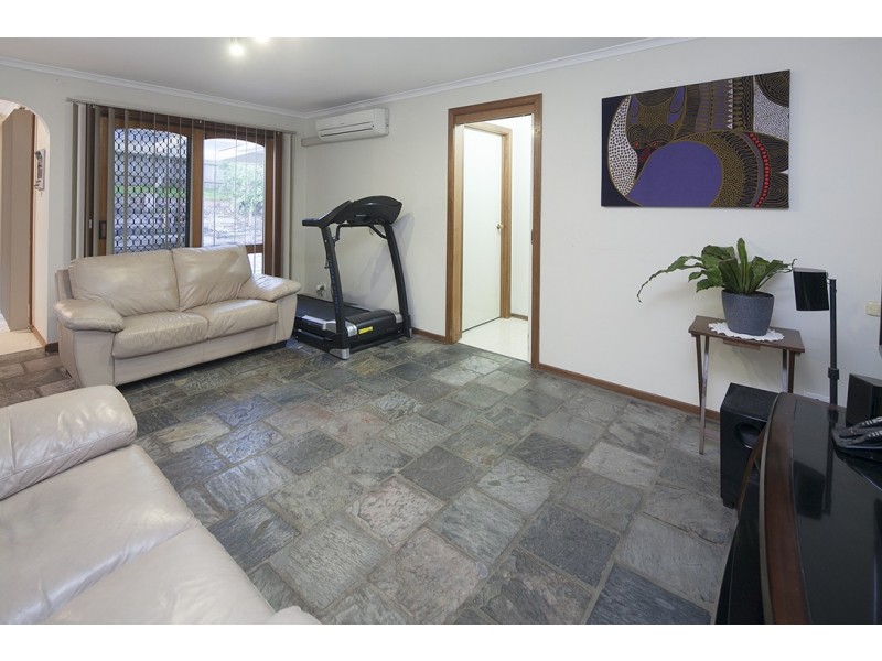 3 Morey Rise, Endeavour Hills VIC 3802