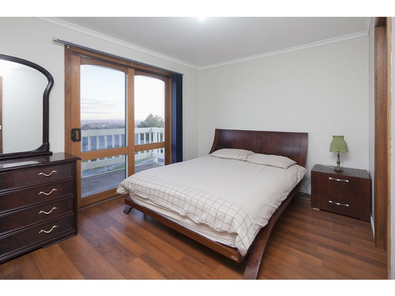 3 Morey Rise, Endeavour Hills VIC 3802