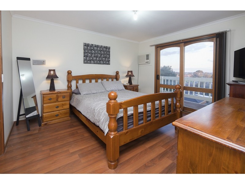 3 Morey Rise, Endeavour Hills VIC 3802