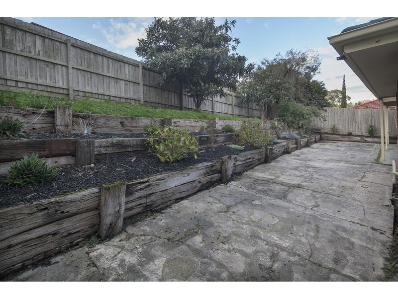 3 Morey Rise, Endeavour Hills VIC 3802