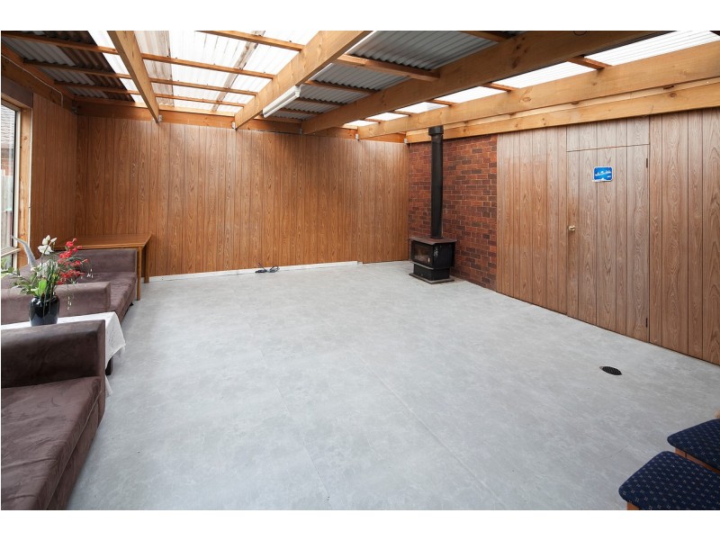 24 Glencairn Avenue, Hallam VIC 3803