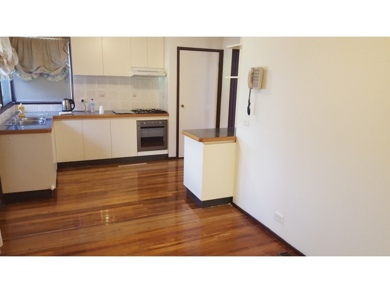 3 Ravenhill Crescent, Endeavour Hills VIC 3802