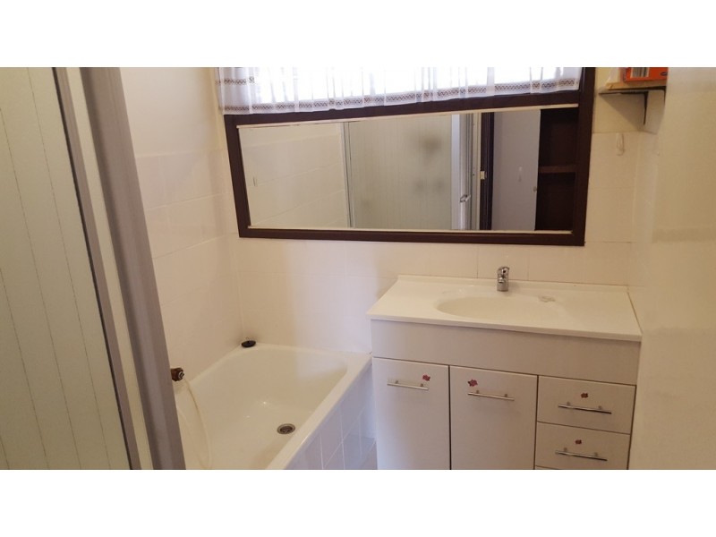 3 Ravenhill Crescent, Endeavour Hills VIC 3802