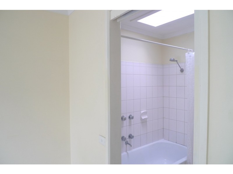 1/14 Edith Street, Dandenong VIC 3175