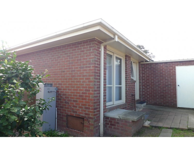 1/14 Edith Street, Dandenong VIC 3175