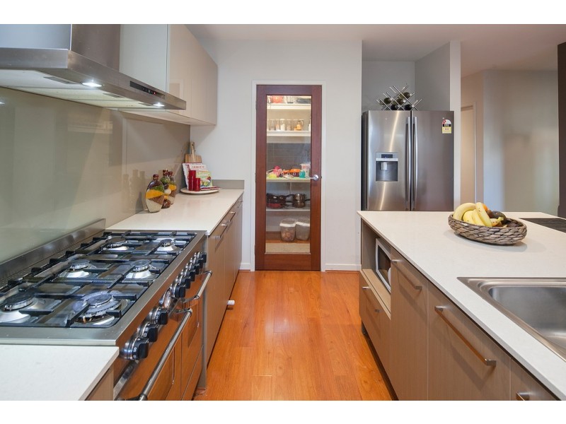 5 Prescott Drive, Cranbourne North VIC 3977