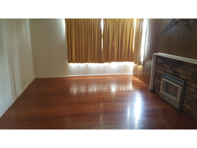 27 First Avenue, Dandenong North VIC 3175