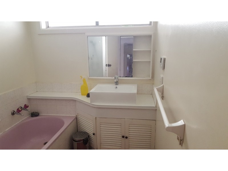 27 First Avenue, Dandenong North VIC 3175