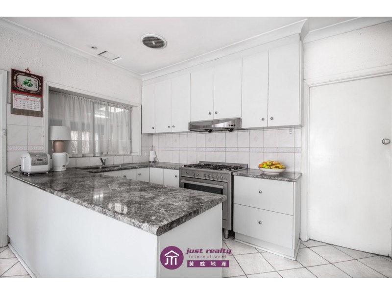 5 Dixon Street, Noble Park VIC 3174