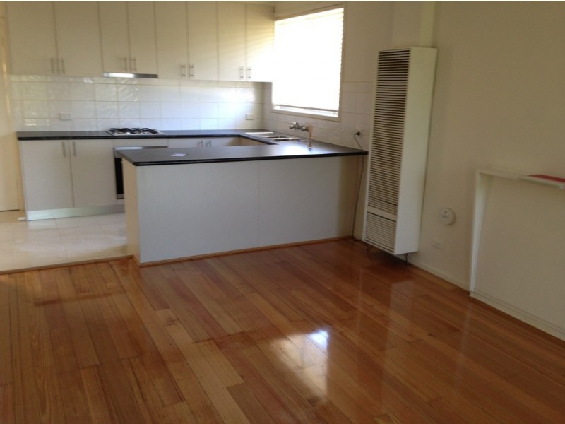 4/18 Marie Street, Doveton VIC 3177