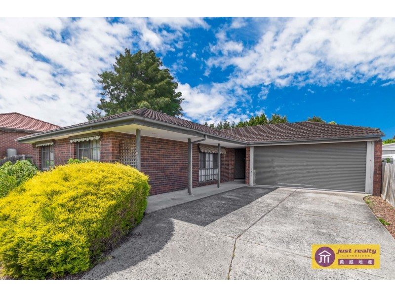 13 Archibald Ave, Narre Warren VIC 3805