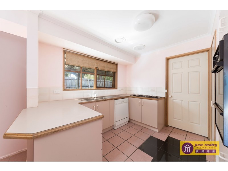 13 Archibald Ave, Narre Warren VIC 3805