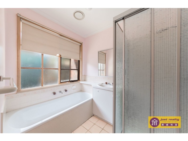 13 Archibald Ave, Narre Warren VIC 3805