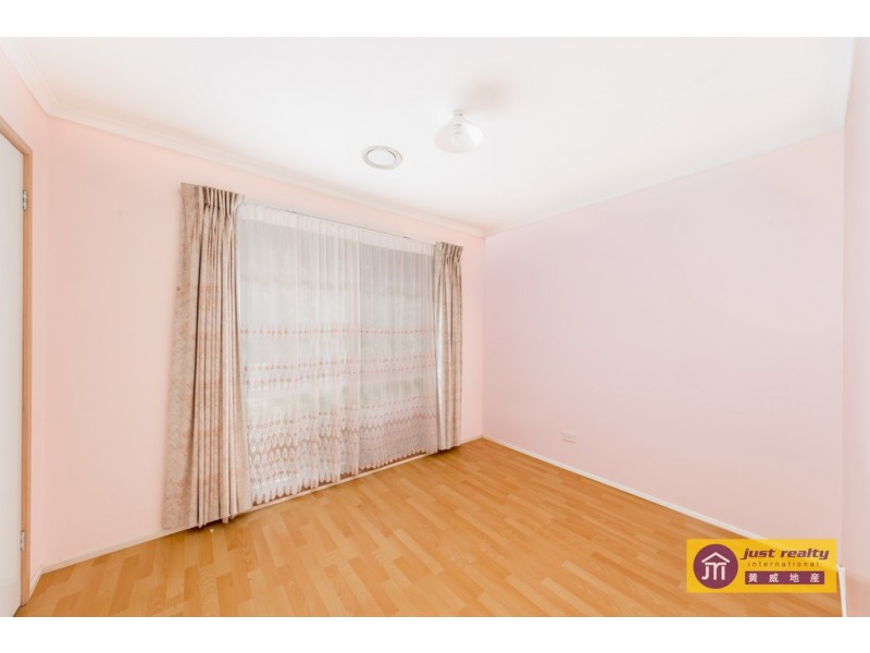 13 Archibald Ave, Narre Warren VIC 3805