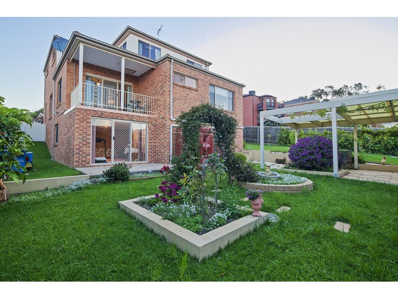 19 William Hovell Drive, Endeavour Hills VIC 3802