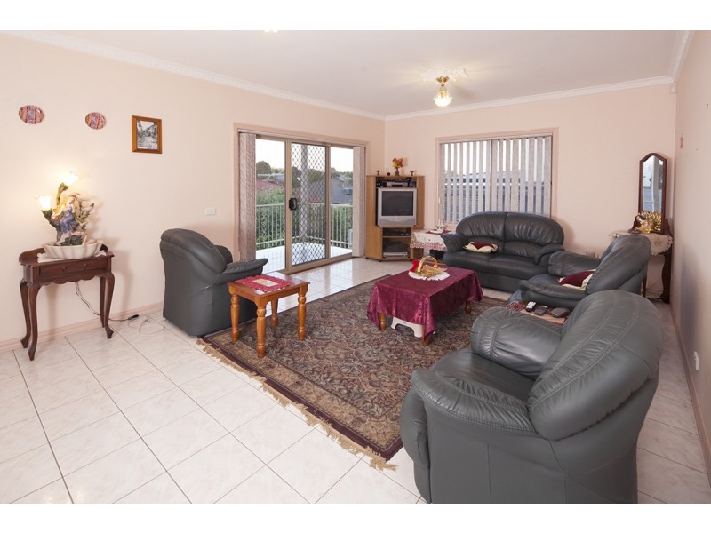 19 William Hovell Drive, Endeavour Hills VIC 3802