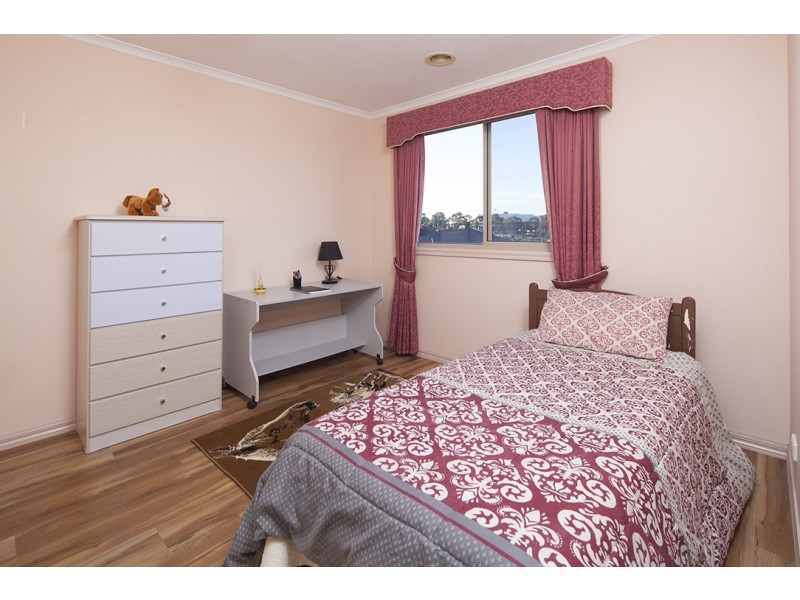 19 William Hovell Drive, Endeavour Hills VIC 3802