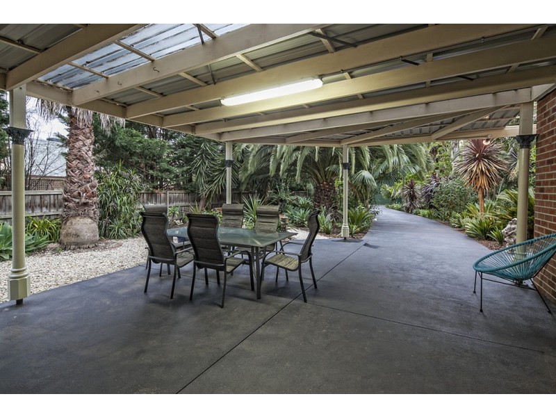 52 Crawley Road, Narre Warren North VIC 3804