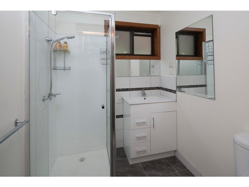 8 Currawong Grove, Cannons Creek VIC 3977