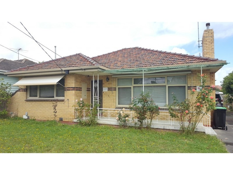 8 Renfree St, Dandenong VIC 3175