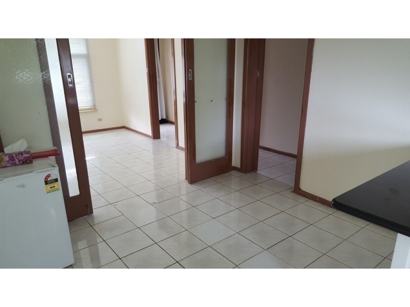 8 Renfree St, Dandenong VIC 3175
