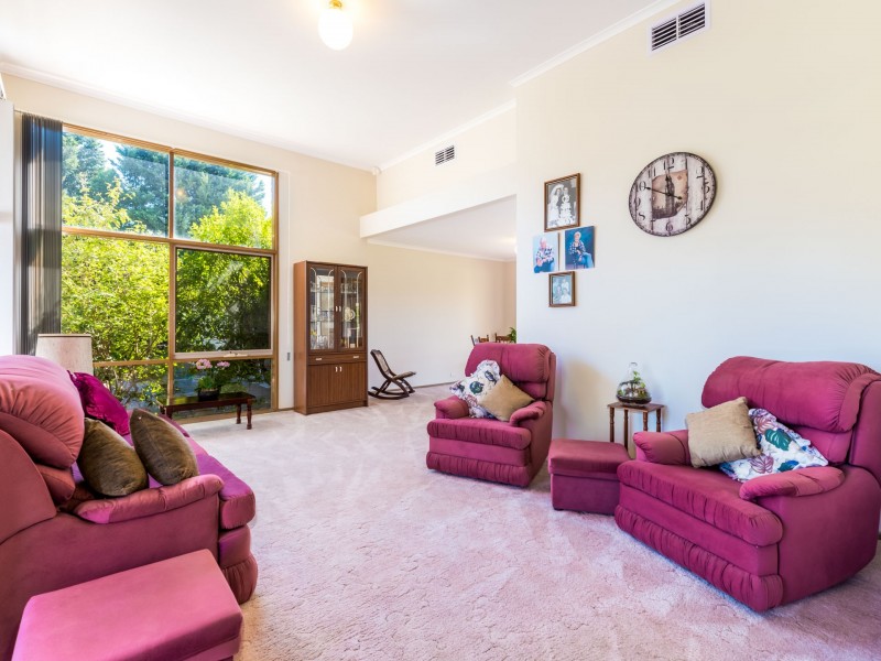 64-70 Kennington Park Drive, Endeavour Hills VIC 3802