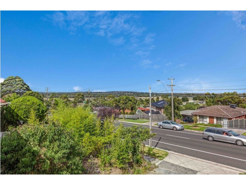 137 Brady Rd, Dandenong North VIC 3175