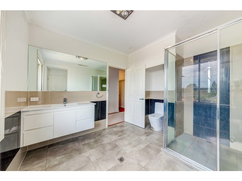 137 Brady Rd, Dandenong North VIC 3175