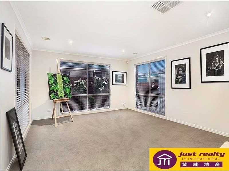 8 Cherrywood Way, Narre Warren South VIC 3805