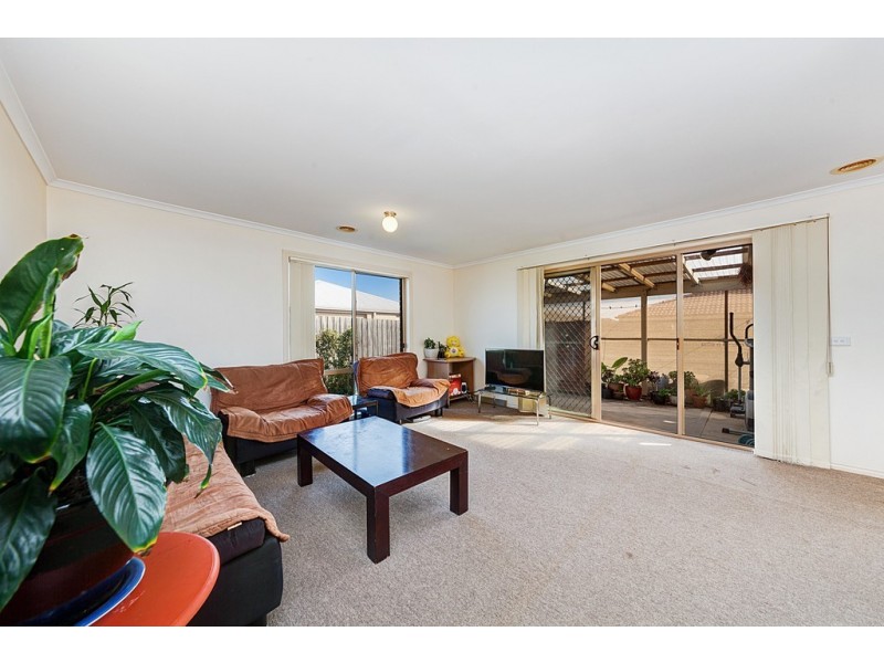 7 Athena Court, Cranbourne VIC 3977