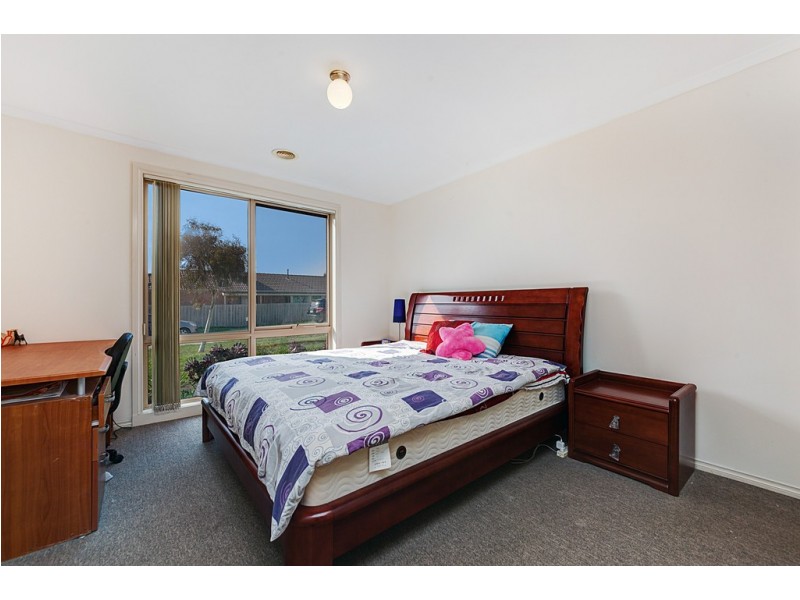 7 Athena Court, Cranbourne VIC 3977