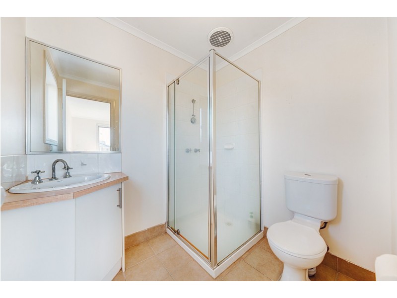 7 Athena Court, Cranbourne VIC 3977