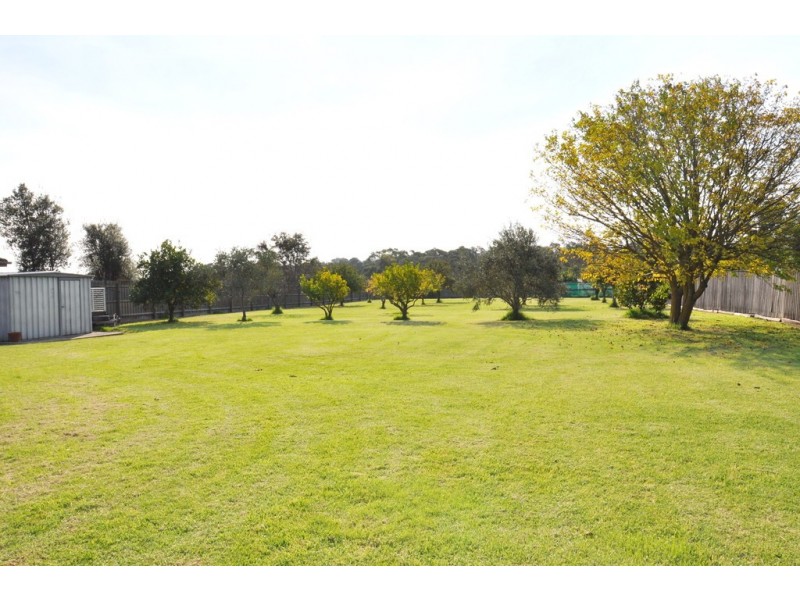 52-54 Kennington Park Drive, Endeavour Hills VIC 3802