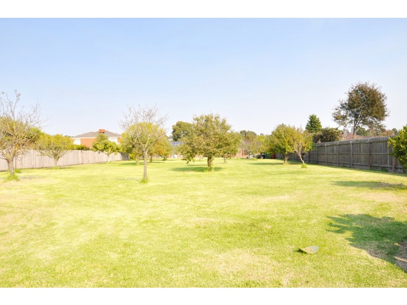 52-54 Kennington Park Drive, Endeavour Hills VIC 3802