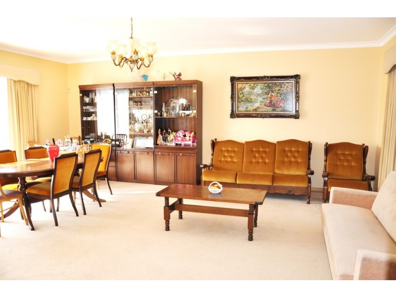 52-54 Kennington Park Drive, Endeavour Hills VIC 3802