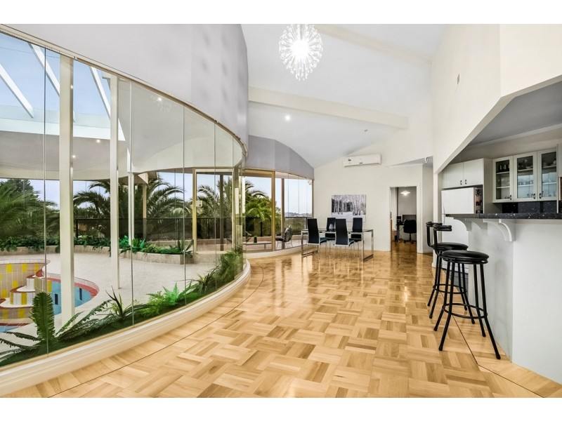 15 Skipton Place, Endeavour Hills VIC 3802